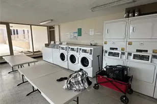 1720 Ala Moana Blvd, Honolulu, HI 96815 - Photo 11