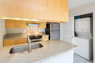 493 Mananai Pl, Honolulu, HI 96818 - Photo 5