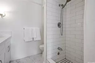1655 Makaloa St, Honolulu, HI 96814 - Photo 17