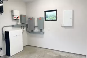 457 Halemaumau St, Honolulu, HI 96821 - Photo 23