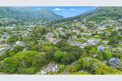 3242 Pelekane Drive, Honolulu, HI 96817 - Photo 11