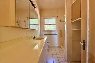 3655 Nihipali Pl, Honolulu, HI 96816 - Photo 13