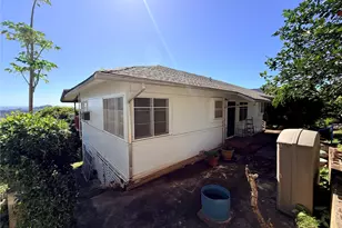 3655 Nihipali Pl, Honolulu, HI 96816 - Photo 5