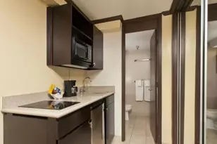 2425 Kuhio Ave, Honolulu, HI 96815 - Photo 5