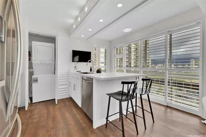 431 Nahua Street #1301, Honolulu, HI 96815 - Photo 3