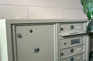 927 Wiliwili St, Honolulu, HI 96826 - Photo 7