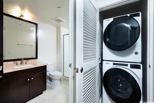 1189 Waimanu St, Honolulu, HI 96814 - Photo 17