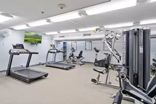 229 Paoakalani Ave, Honolulu, HI 96815 - Photo 19