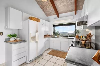 1708 Kumakani Loop, Honolulu, HI 96821 - Photo 9