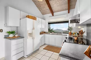 1708 Kumakani Loop, Honolulu, HI 96821 - Photo 9