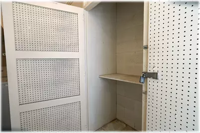 509 University Avenue #1004, Honolulu, HI 96826 - Photo 17