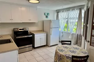 1330 Wilder Ave, Honolulu, HI 96822 - Photo 3