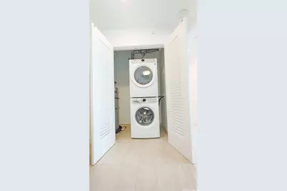 629 Keeaumoku Street #1402, Honolulu, HI 96814 - Photo 17