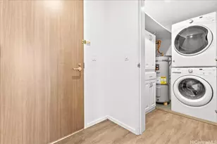 1631 Kapiolani Blvd, Honolulu, HI 96814 - Photo 23