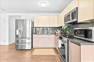 1631 Kapiolani Blvd, Honolulu, HI 96814 - Photo 9