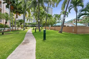 1070 Ala Napunani St, Honolulu, HI 96818 - Photo 19