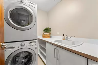 1555 Kapiolani Boulevard #900, Honolulu, HI 96814 - Photo 15