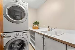 1555 Kapiolani Blvd, Honolulu, HI 96814 - Photo 13