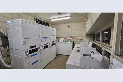 1624 Kanunu Street #507, Honolulu, HI 96814 - Photo 15