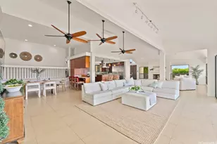 5335 Puahia Pl, Honolulu, HI 96821 - Photo 3