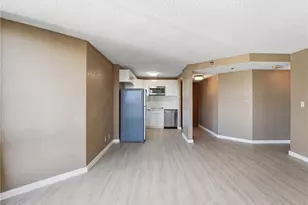300 Wai Nani Way, Honolulu, HI 96815 - Photo 13