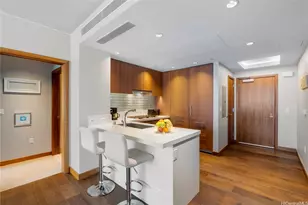 1555 Kapiolani Blvd, Honolulu, HI 96814 - Photo 11