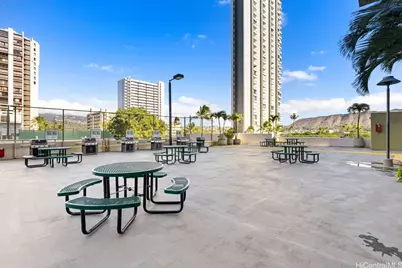 229 Paoakalani Avenue #906, Honolulu, HI 96815 - Photo 21