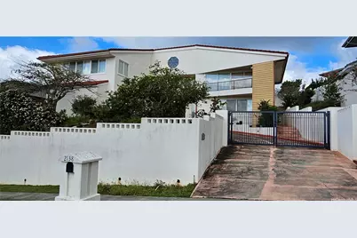 2138 Laukahi Street, Honolulu, HI 96821 - Photo 1