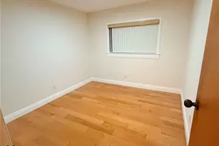 2138 Laukahi St, Honolulu, HI 96821 - Photo 11