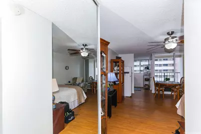 747 Amana Street #613, Honolulu, HI 96814 - Photo 9