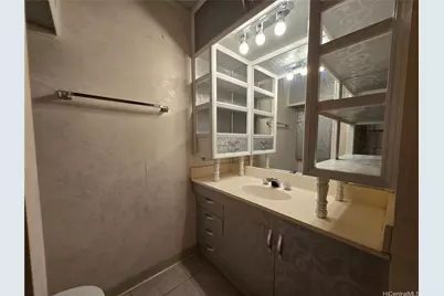 747 Amana Street #2216, Honolulu, HI 96814 - Photo 7