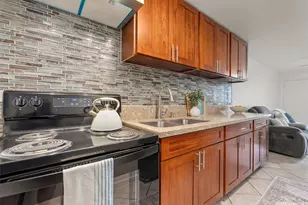 725 Kihapai Pl, Kailua, HI 96734 - Photo 7