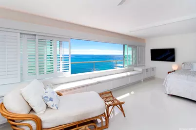 2895 Kalakaua Avenue #1807, Honolulu, HI 96815 - Photo 3