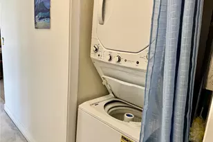 419 Atkinson Dr, Honolulu, HI 96814 - Photo 11