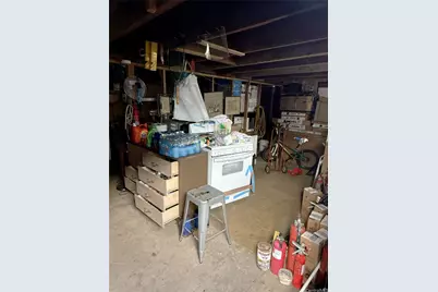 946 Winant Street, Honolulu, HI 96817 - Photo 15