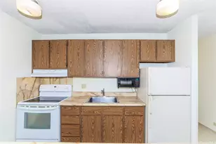 229 Paoakalani Ave, Honolulu, HI 96815 - Photo 5