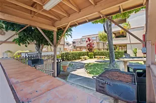 98-941 Moanalua Rd, Aiea, HI 96701 - Photo 19