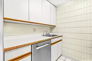 855 Makahiki Way, Honolulu, HI 96826 - Photo 13