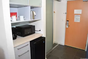 410 Atkinson Dr, Honolulu, HI 96814 - Photo 11