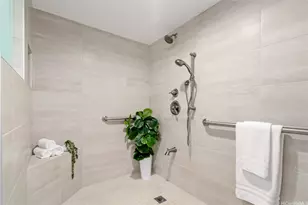 1015 Wilder Ave, Honolulu, HI 96822 - Photo 15