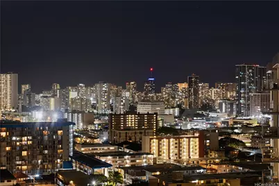 1015 Wilder Avenue #804, Honolulu, HI 96822 - Photo 9