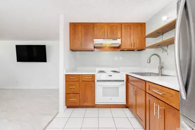 440 Lewers Street #402, Honolulu, HI 96815 - Photo 3