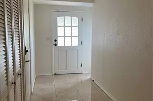 616 Kumukahi Pl, Honolulu, HI 96825 - Photo 3