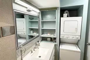 411 Hobron Ln, Honolulu, HI 96815 - Photo 15