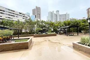 411 Hobron Ln, Honolulu, HI 96815 - Photo 17