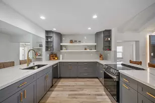 6815 Niumalu Loop, Honolulu, HI 96825 - Photo 11