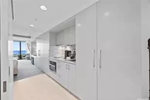 383 Kalaimoku St, Honolulu, HI 96815 - Photo 7