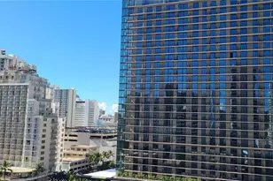 2410 E Cleghorn St, Honolulu, HI 96815 - Photo 3