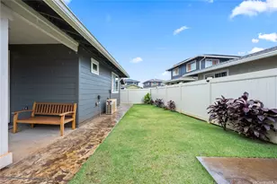 94-1251 Hale Halawai Dr, Waipahu, HI 96797 - Photo 19