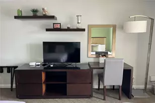 445 Seaside Ave, Honolulu, HI 96815 - Photo 3